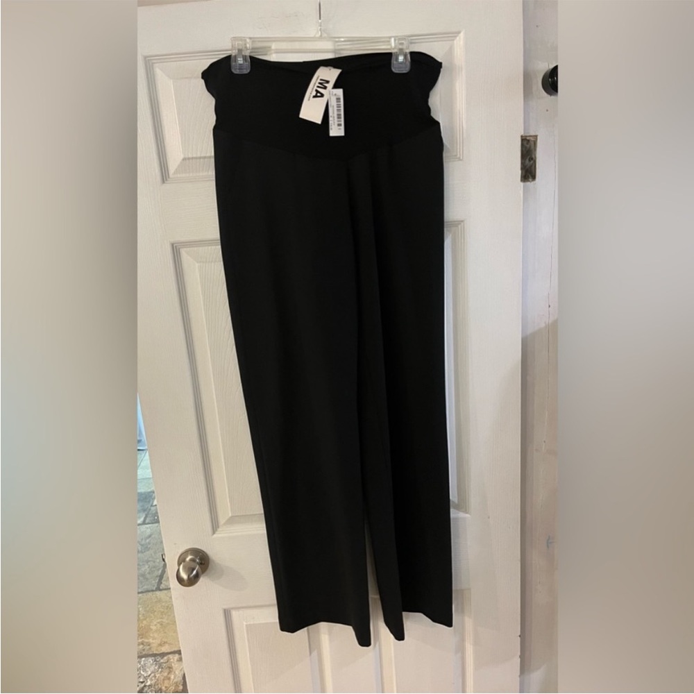2/$20 - NWT - Black Wide-Leg Maternity Pants - Maternal America - M